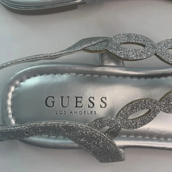 Guess Rhinestone Thong Sandals Size 10 New - Picture 7 of 8